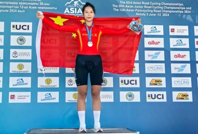 公路自行车亚锦赛：中国队斩获U23女子个人计时赛金beat365官方最新版牌(图1)